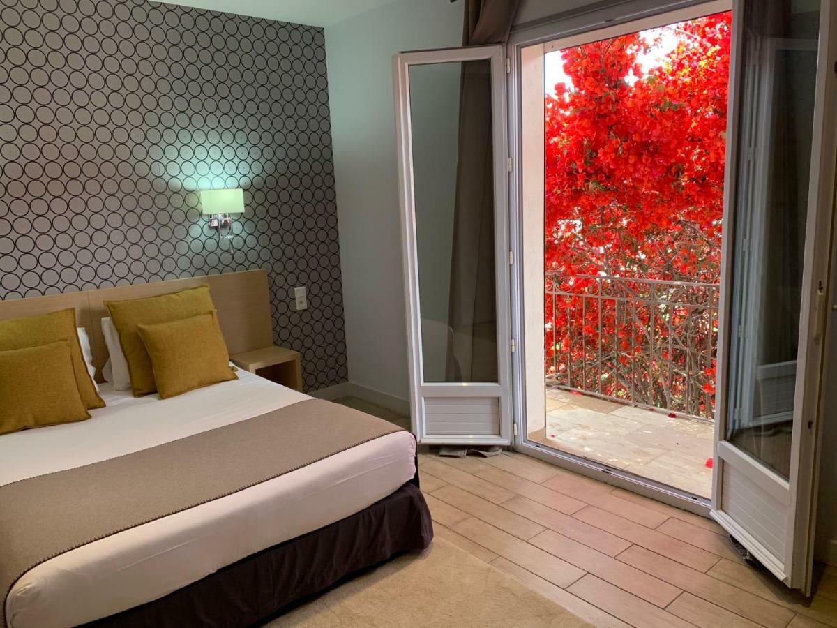 Hotel Le Mistral Порто-Веккьо Экстерьер фото